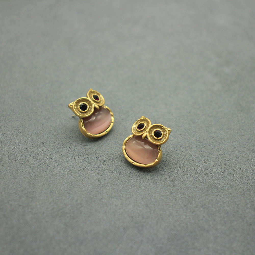 Wisdom owl exquisite earrings purple cat eye earrings personality animal earrings