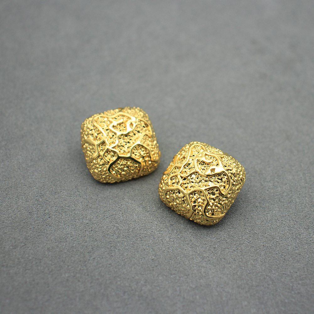 Square gold pattern electroplated real gold earrings wrinkled texture brass earrings